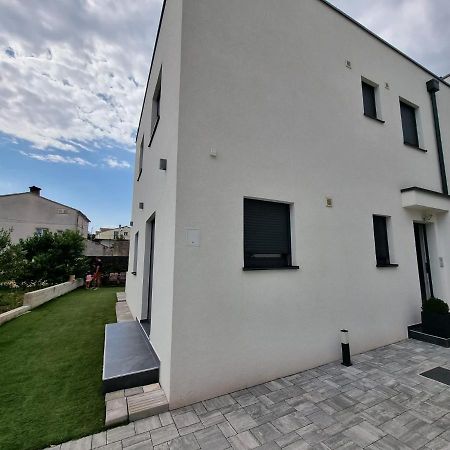 Holiday House Gavran Vodice Bagian luar foto