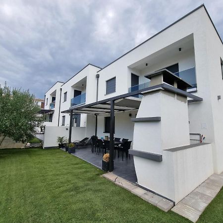 Holiday House Gavran Vodice Bagian luar foto